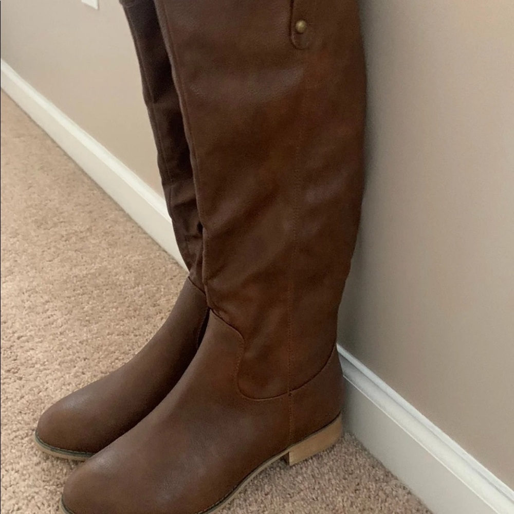 NWOB journee women’s brown riding boot